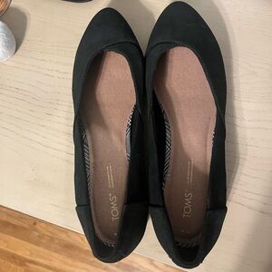 TOMS Women's Classic Black Flats